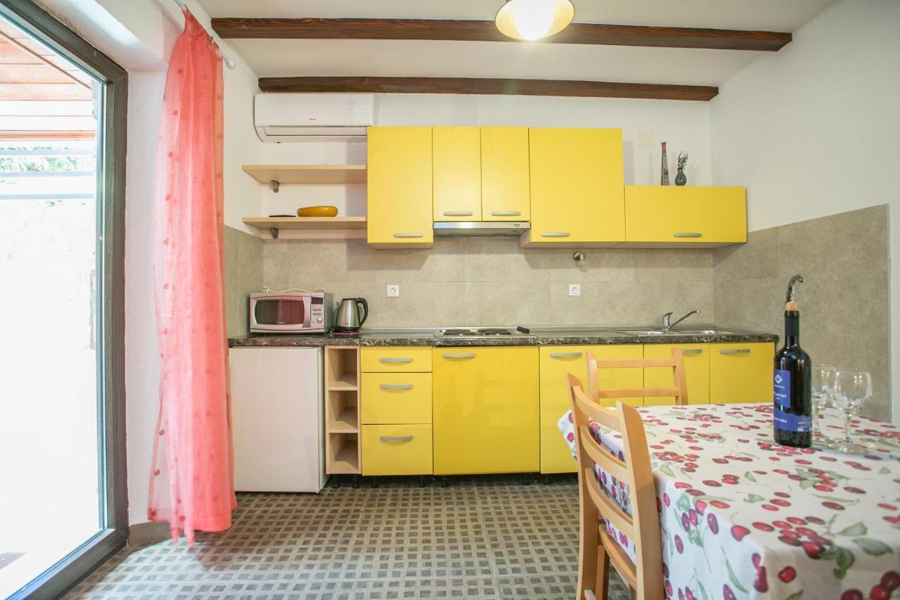 Garden Apartment Hotel Split Pokoj fotografie